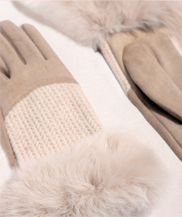 Aria - Beige Cable Knit Glove with Faux Fur Cuff