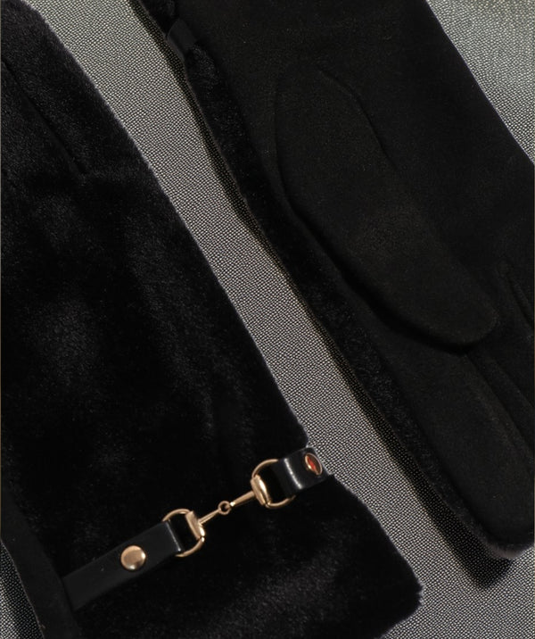Cathy - Black Faux Fur Glove con hebilla