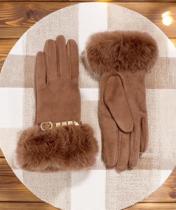 Chiara - Camel Stud embelezou as luvas forradas de pele falsa