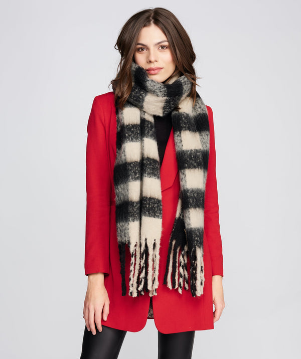 Jessie - Black and White Checked Blanket Scarf