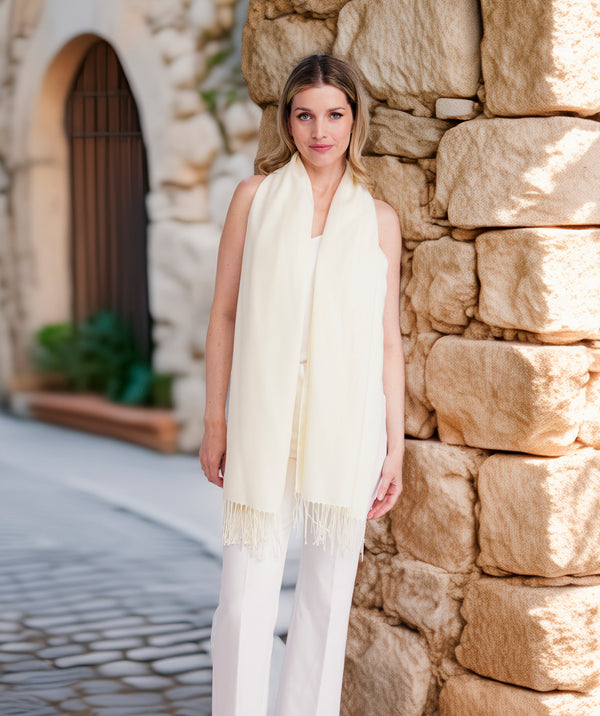 PIA - Ecru Italiaanse Pashmina met gedraaide franjes