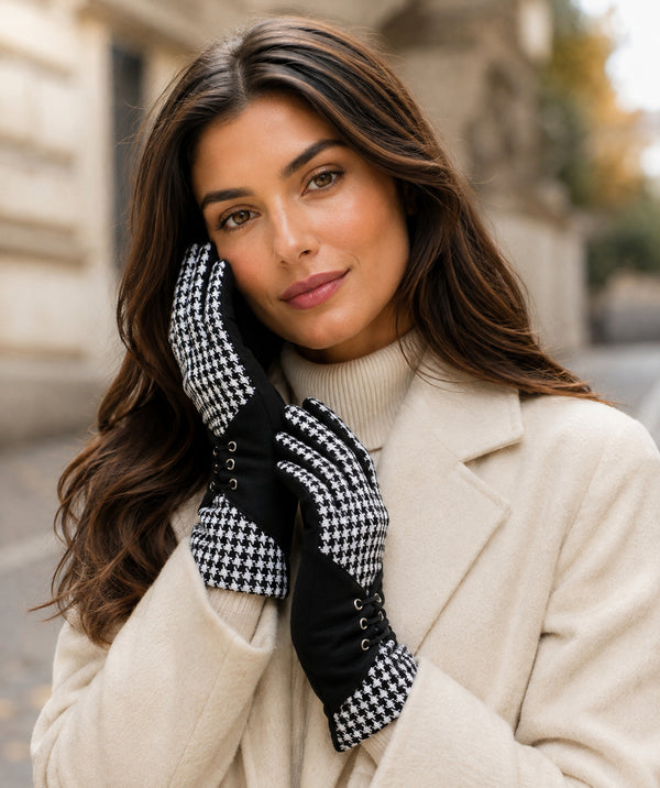 Amorette - Faux Suede Houndstooth Gloves