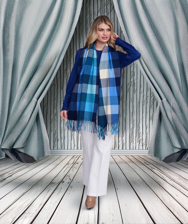 Aria - Blue Check Winter Buff