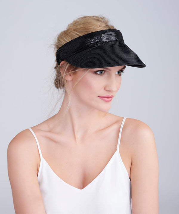 Visor de paille noire avec garniture à paillettes scintillantes et protection solaire UPF 50
