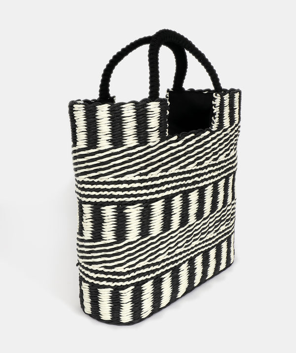 Bag de palha forrada rosa com alças de dupla linha