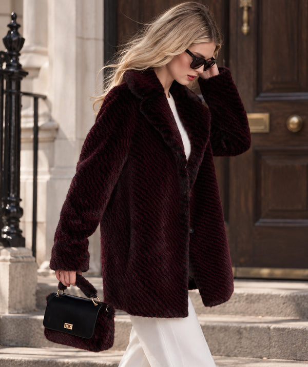 Donatella - Bolsa Crossbody em Pele Sintética