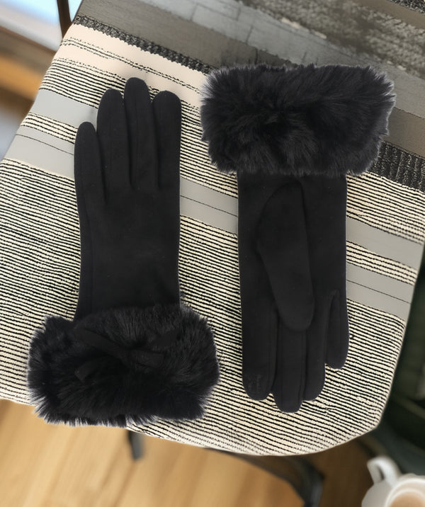 Elodie - Gants en faux daim noir avec poignets en fausse fourrure