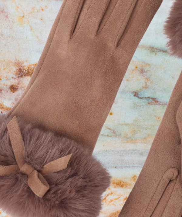 Elodie - Camel Suede Gloves with Faux Fur Cuffs