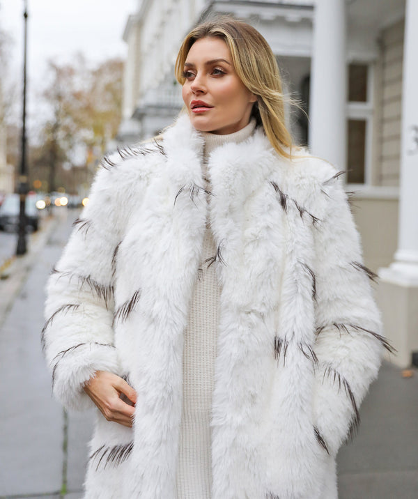Elowyn - White Feather Faux Fur Coat