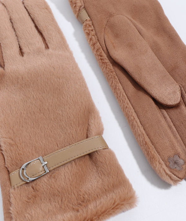 Evie  - Camel Lined Faux Fur Gloves