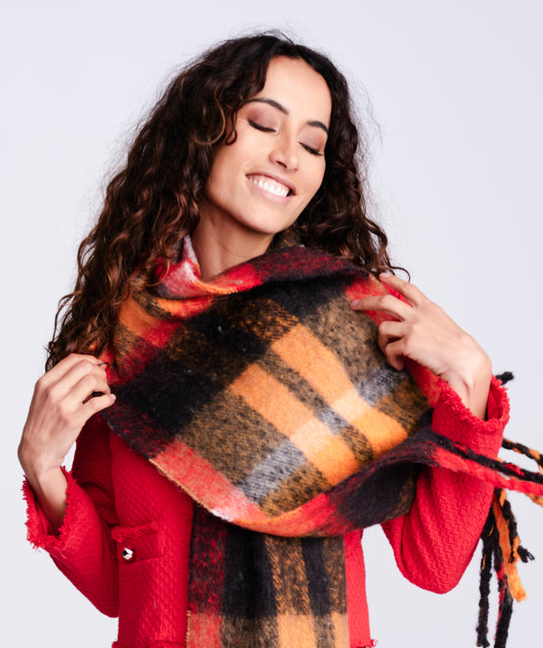 Freya - Black & Red Controllata e sfrenata Scarpa coperta