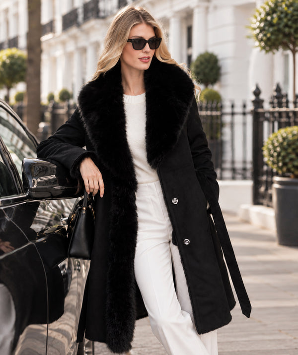 Isabella – Langer Mantel aus Wildlederimitat