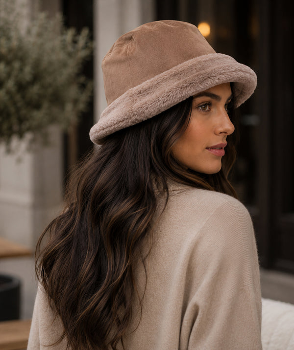 Isabella - Chapeau bob en faux suède