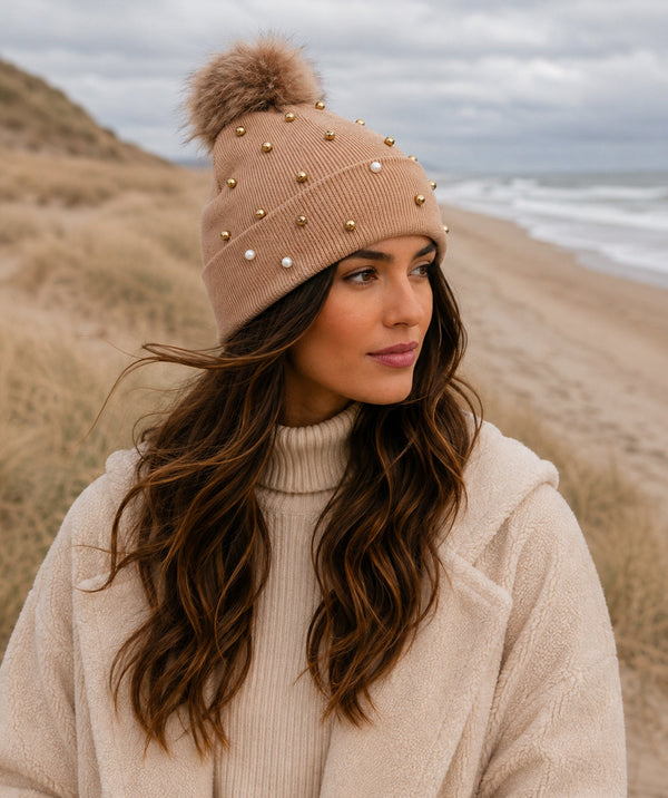 Lovato - Cappello a cuffia con pompon