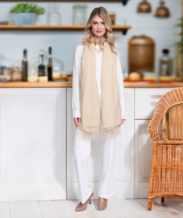 PIA - Pashmina italiana natural con franjas retorcidas