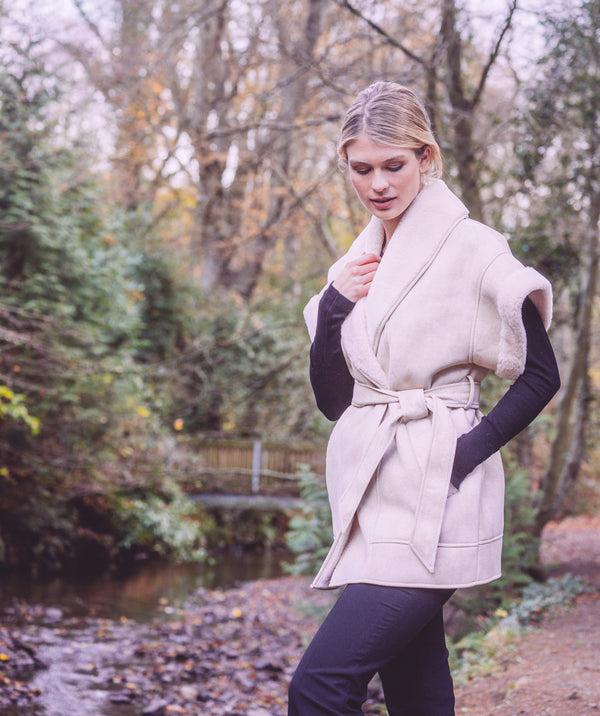 Renee - Cream Faux Fur Trim Gilet