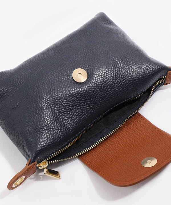 Ricco – Marineblaue Mini-Umhängetasche aus Leder