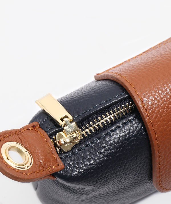 Ricco – Marineblaue Mini-Umhängetasche aus Leder