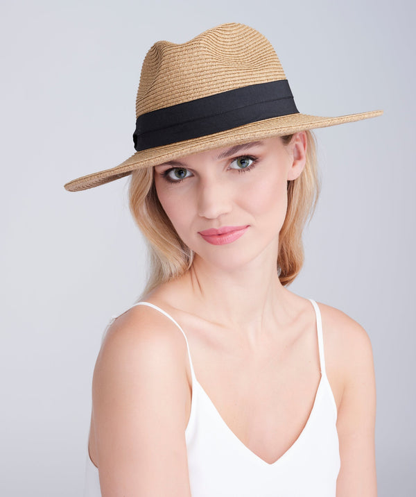Tobago - Natural Straw Fedora Hat met zwarte lintafwerking