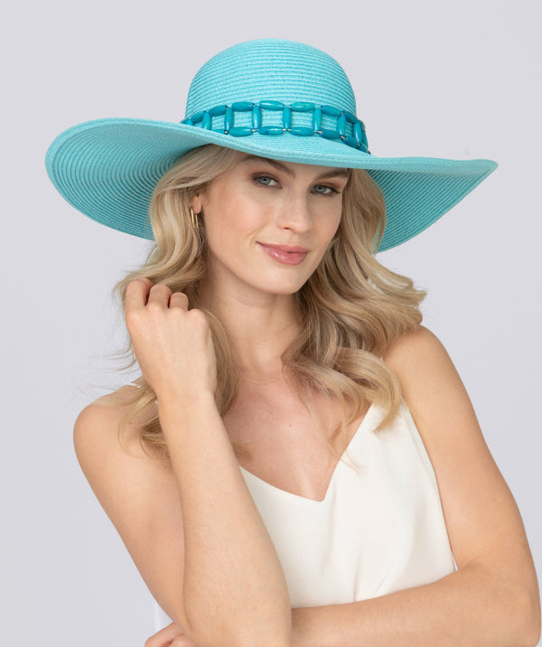 Turquoise brede rand hoed met tonale kraalverfellering