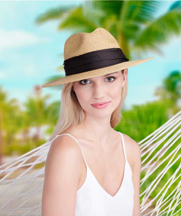 Zina - Natural Straw Fedora Hat met zwarte satijnen band